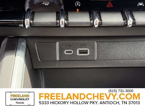 Used 2024 Chevrolet Colorado LT w/ LT Convenience Package II RWD image 31