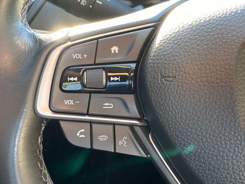 Used 2019 Honda Accord EX-L image 18