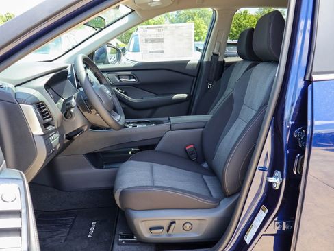 New 2026 Nissan Rogue SV FWD image 7