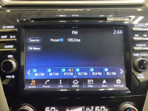 Used 2017 Nissan Murano SL w/ SL Technology Package AWD/4WD image 25