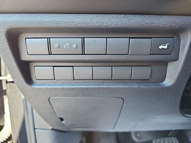 Used 2024 Mitsubishi Outlander SE FWD image 30