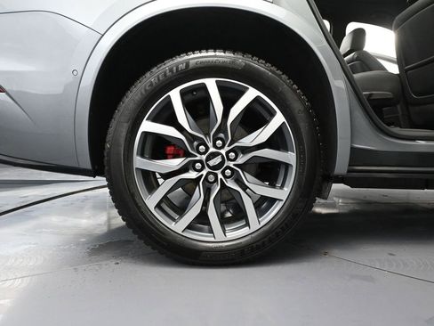 Used 2024 Cadillac XT6 Sport image 15