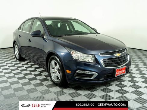 Used 2016 Chevrolet Cruze LT w/ Sun And Sound Package FWD image 1