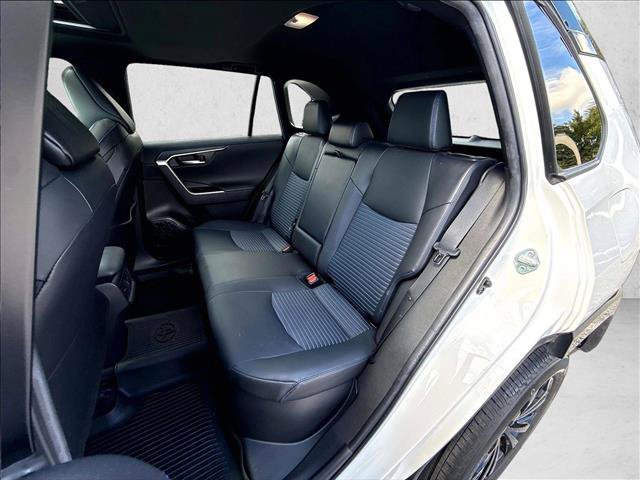 Used 2023 Toyota RAV4 XSE AWD/4WD image 27