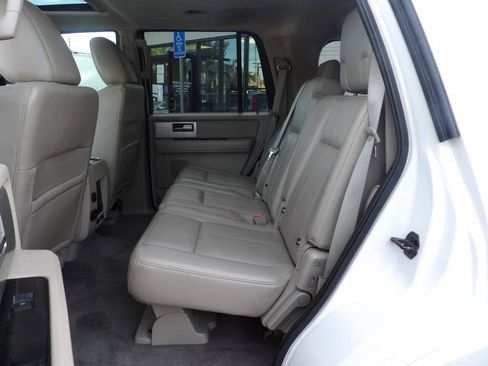 Used 2012 Ford Expedition Limited RWD image 10