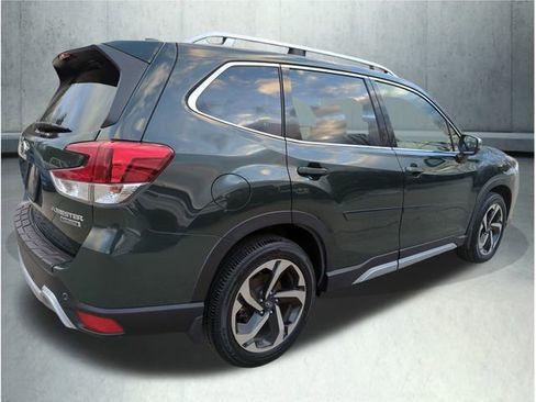 Used 2023 Subaru Forester Touring image 6