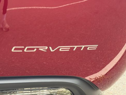 Used 2007 Chevrolet Corvette Convertible w/ Preferred Equipment Group RWD image 24