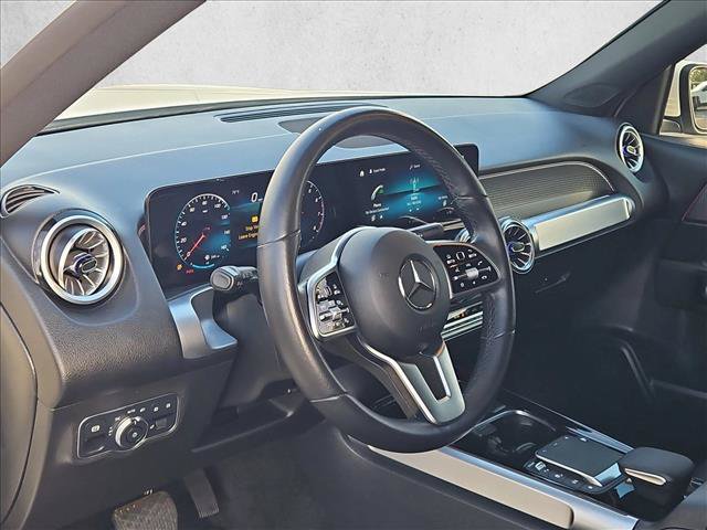 Used 2022 Mercedes-Benz GLB 250 image 8