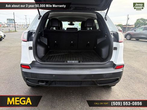 Used 2020 Jeep Cherokee Latitude w/ Quick Order Package 26F North AWD/4WD image 16