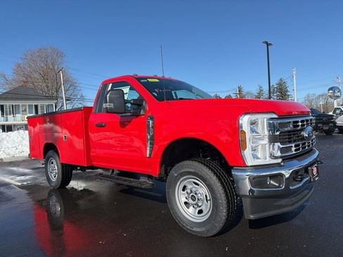 New 2026 Ford F350 XL w/ XL Chrome Package image 1