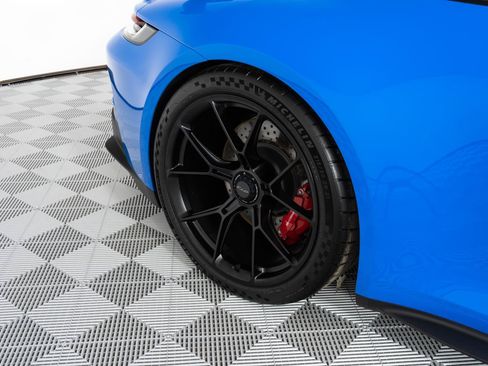 Used 2022 Porsche 911 GT3 RWD image 24