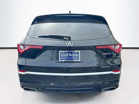 Used 2023 Acura MDX SH-AWD w/ Advance Package image 8