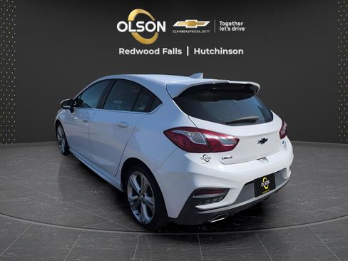 Used 2018 Chevrolet Cruze LT w/ RS Package image 3