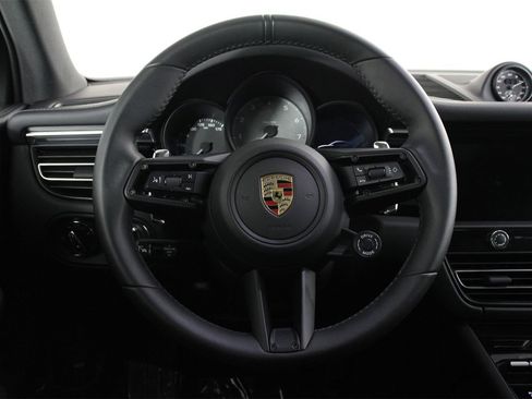 Used 2025 Porsche Macan S image 12