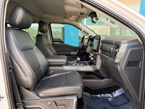 Used 2021 Ford F150 Lariat w/ FX4 Off-Road Package image 26