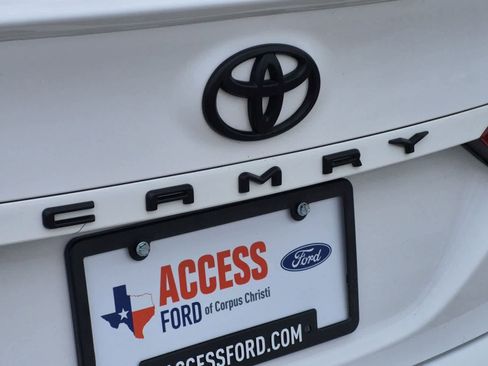 Used 2023 Toyota Camry SE FWD image 29