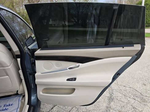 Used 2011 BMW 550i Gran Turismo xDrive w/ Active Ventilated Seat Pkg AWD/4WD image 15
