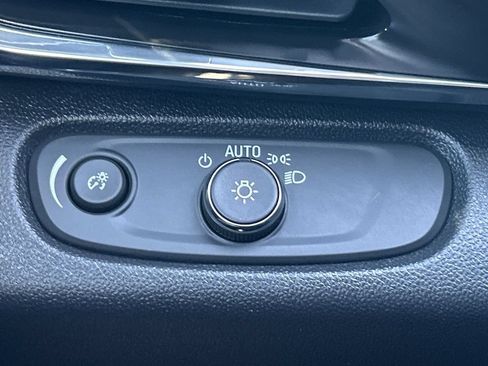 Used 2026 Buick Envista Preferred w/ Convenience I Package FWD image 18