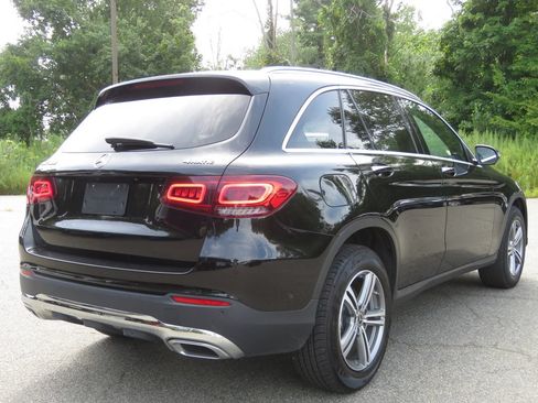 Used 2021 Mercedes-Benz GLC 300 4MATIC image 5