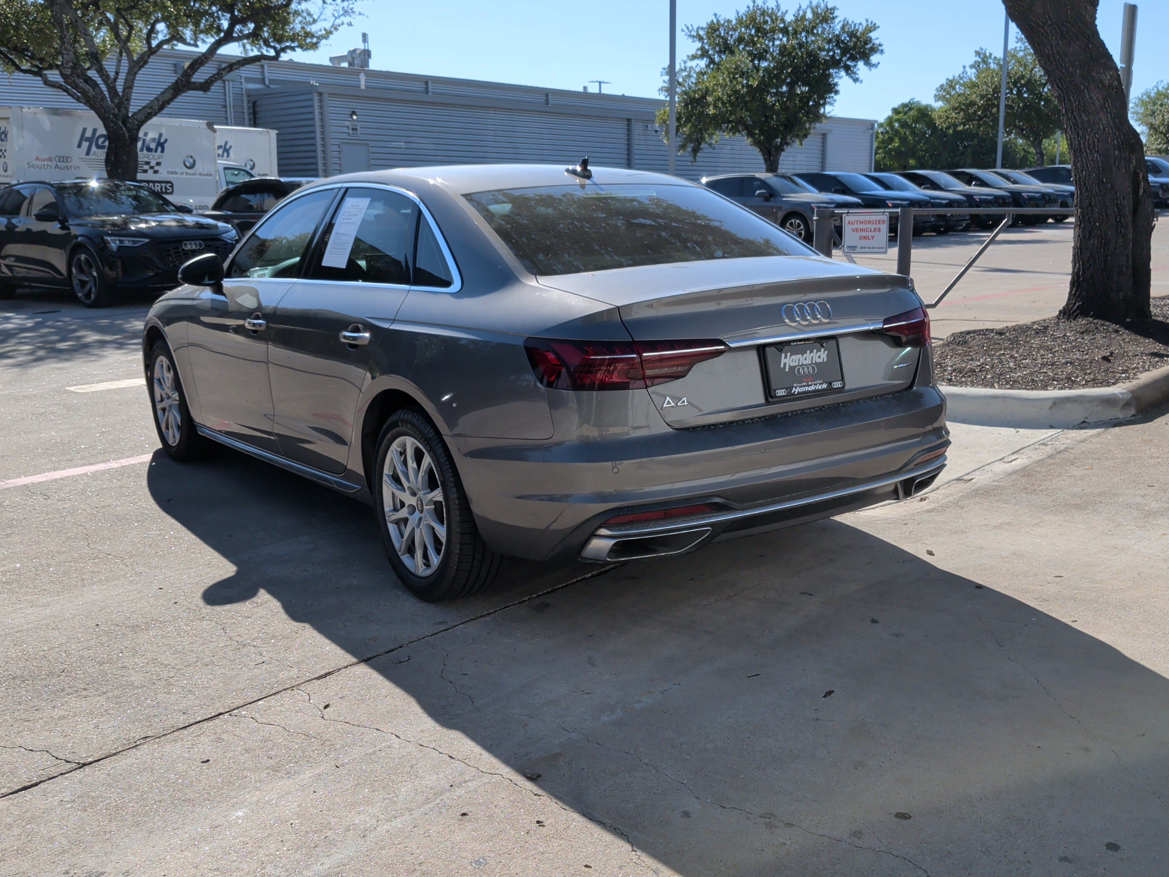 Used 2022 Audi A4 2.0T Premium w/ Convenience Package AWD/4WD image 8