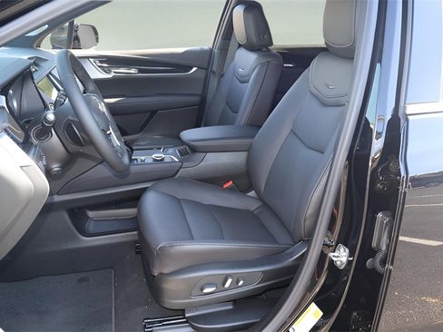 New 2026 Cadillac XT5 Premium Luxury w/ Driver Assist Package image 12