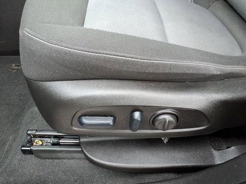 Used 2024 Chevrolet Blazer LT w/ Convenience Package image 14