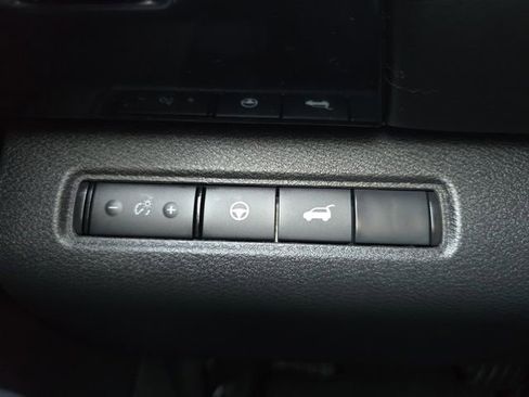 New 2026 Nissan Pathfinder SV FWD image 10