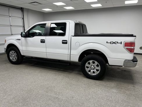 Used 2012 Ford F150 XLT w/ XLT Chrome Pkg image 6