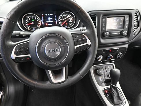 Used 2018 Jeep Compass Sport AWD/4WD image 37