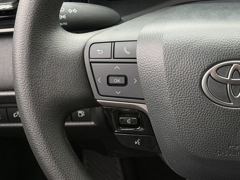 Used 2025 Toyota Camry LE FWD image 14