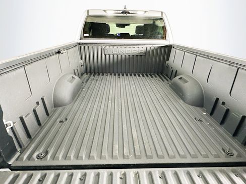 Used 2024 Toyota Tundra Limited image 28