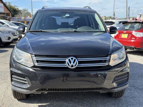 Used 2016 Volkswagen Tiguan S image 10