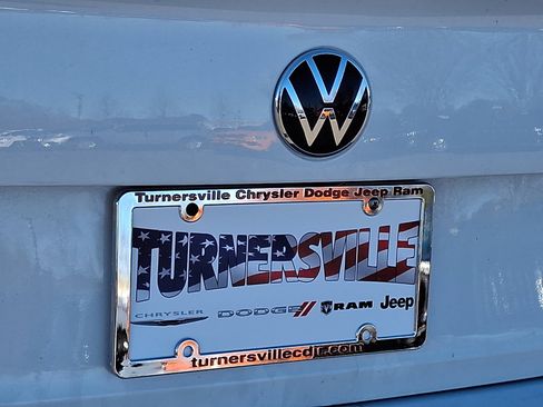 Used 2024 Volkswagen Jetta S image 17