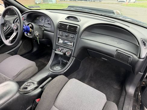 Used 1994 Ford Mustang GT RWD image 17