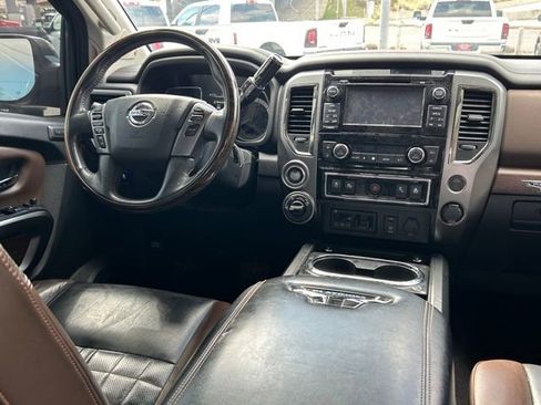 Used 2018 Nissan Titan Platinum Reserve w/ Platinum Utility Package AWD/4WD image 15