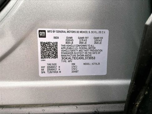 Used 2024 GMC Terrain SLE AWD/4WD image 31