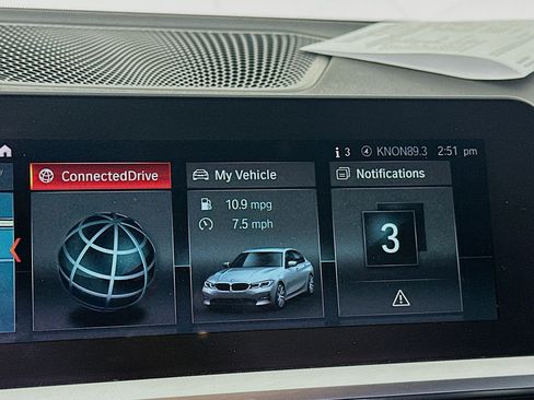 Used 2020 BMW 330i xDrive Sedan w/ Driving Assistance Package image 19