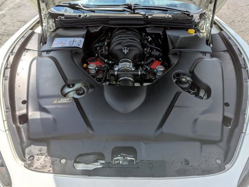 Used 2014 Maserati GranTurismo MC image 47