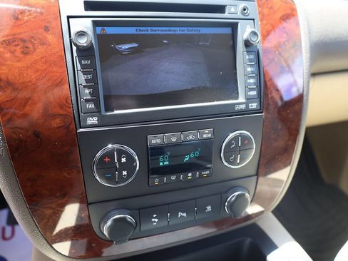 Used 2009 Chevrolet Tahoe LT AWD/4WD image 15