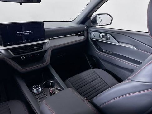 New 2026 Ford Explorer ST-Line image 23