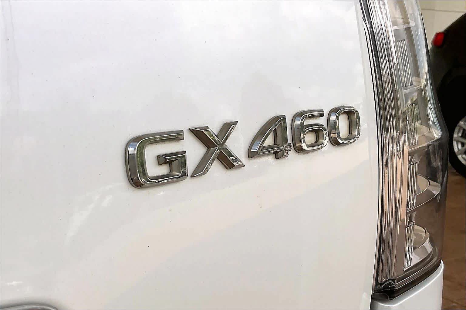 Used 2015 Lexus GX 460 w/ Premium Package AWD/4WD image 28