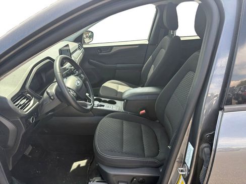 Used 2024 Ford Escape Active AWD/4WD image 10