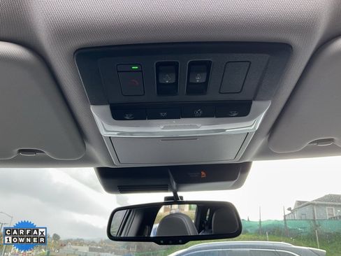 Used 2023 Mitsubishi Outlander SE image 47