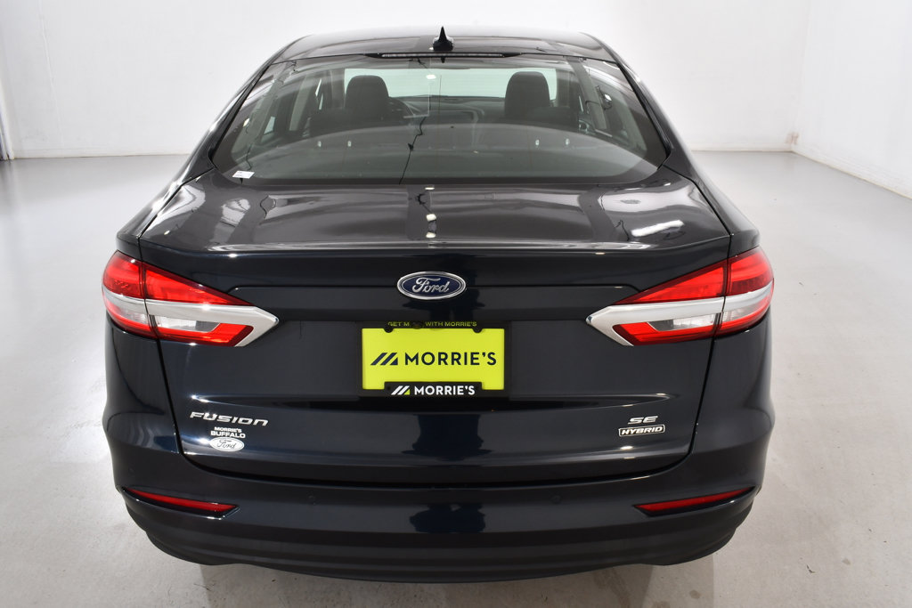 Used 2020 Ford Fusion SE FWD image 13