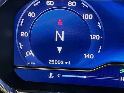 Used 2025 Chevrolet Silverado 1500 LT image 15