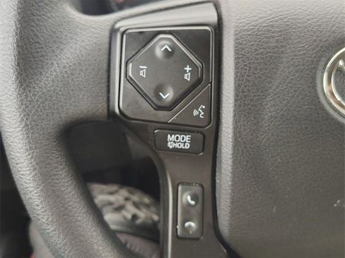 Used 2022 Toyota Tacoma SR5 image 18