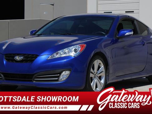 Used 2012 Hyundai Genesis 3.8 image 1