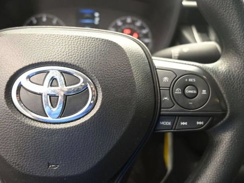 Used 2024 Toyota Corolla LE FWD image 14