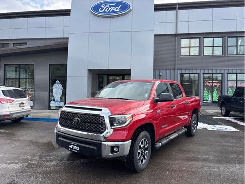 Used 2018 Toyota Tundra SR5 image 1