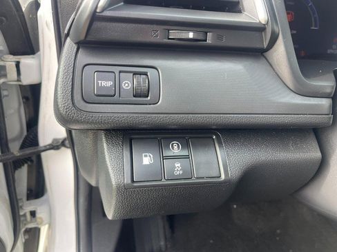 Used 2019 Honda Insight Touring image 19